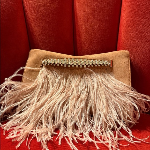 Jimmy Choo Venus Ostrich Feather Suede Clutch - Picture 8 of 11